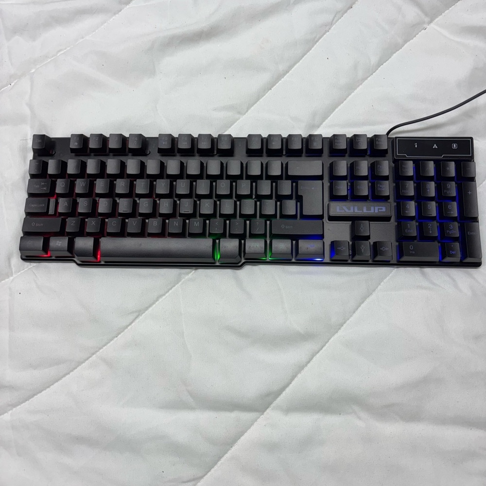Wired LVLUP Pro Gaming Keyboard with LED Keys LU734PDQ- DC5V 500 mA MAX